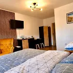 „amber” Z Widokiem Na Morze 4*