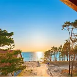 Couette-café „amber” Z Widokiem Na Morze 4*