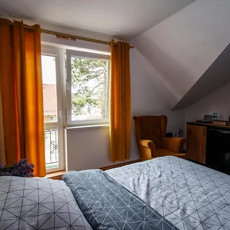 Bed & Breakfast „amber” Z Widokiem Na Morze